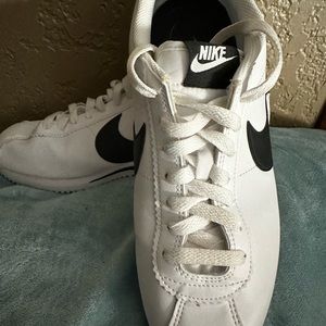 Nike Women’s Cortez, Size 11